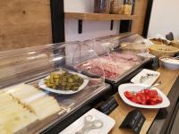 Pri Karlu Rooms & More - B&B Maribor