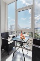 Apartment mit Balkon