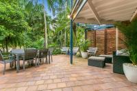 Calinda Sol 2 @ Clarkes Beach - B&B Byron Bay