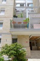 Design & Veranda next to Mahane Yehuda Market by FeelHome - B&B