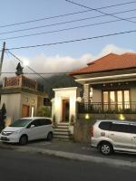 The Villa's Kubu Sandan - B&B