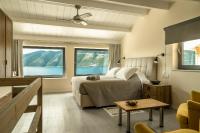 Suite Deluxe con balcón privado