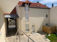 B&B Le Pin - APPARTEMENT T3 1er étage au calme, 6 couchages - Bed and Breakfast Le Pin