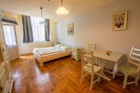 Apartment (4 Adults)