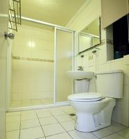 Quadruple Room with Private Bathroom