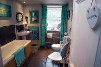 Twin Room with Bath