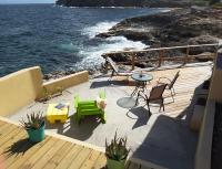 Apartamento de 2 dormitorios con 1 baño - Frente al mar 