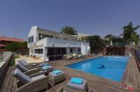 B&B Eilat - Villa with heated pool and Jacuzzi Sea View 300m Front of the Beach - Bed and Breakfast Eilat