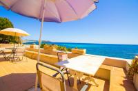 Authentic fisherman's house on the seafront - B&B Cala Rajada