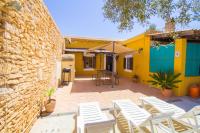 Authentic fisherman's house on the seafront - B&B Cala Rajada