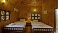 Private Bungalow Palm Twin Bed
