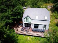 Villa Dakota - jacuzzi, zwembad, playstation - B&B Durbuy