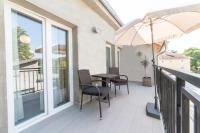 Studio mit Balkon