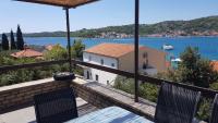 Apartman Tašler - B&B Tisno