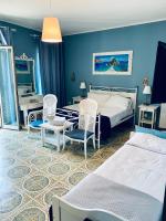 Chambre Triple Supérieure - Vue sur Mer