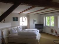 Chambre Lit Queen-Size - Vue sur Jardin