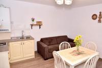 Căsuța de Poveste - Bed and Breakfast Târgu Neamţ