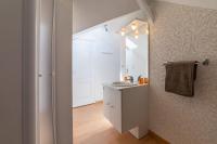 Twin Room with Private External Bathroom