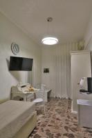 Single Room with Private Bathroom