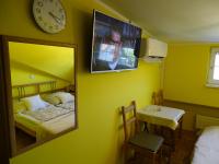 Camera Matrimoniale con Letto Supplementare