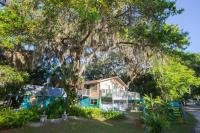 B&B Homosassa - Riverfront Treetop Bungalow - Bed and Breakfast Homosassa