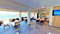 Two-Bedroom Suite with Jacuzzi, Beachfront