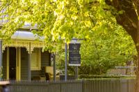 Belmont at Beechworth 2 bedrooms, 2 bathrooms, 2 couples - B&B Beechworth