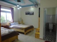 Blue Sky Homestay - Bed and Breakfast Ðà Lạt