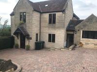 A secluded self contained Country Suite with a view - parking, easy access to Bath - Ferienwohnung