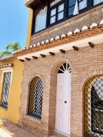 CHALET CON PISCINAS Y VISTAS DE ENSUEÑO - Chambres d’hôtes Almuñécar