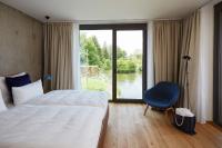 Superior Apartment "Am Ufer" with Loggia and river view