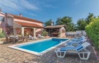 B&B Labin - Stunning Home In Labin With Outdoor Swimming Pool - Bed and Breakfast Labin