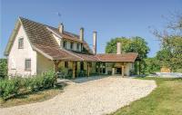 B&B Saint-Laurent-sur-Manoire - Stunning Home In Eyliac With 5 Bedrooms, Wifi And Heated Swimming Pool - Bed and Breakfast Saint-Laurent-sur-Manoire