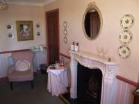 Double Room with Four Poster Bed and Sea View (4)