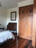 Deluxe Double Room with Side Sea View