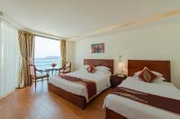 Junior Suite with Balcony and Sea View