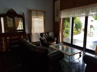 Suite Lit King-Size - Vue sur Piscine