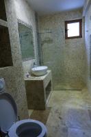 Suite met Kingsize Bed en Uitzicht op Zee