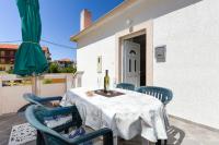 Mare Vista Sea View Apartment - Chambres d’hôtes Kali