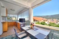 Apartments Villa Rojnica - B&B