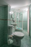 Double or Twin Room with Shower