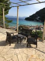 Beachfront Apartment Mo , Prapratno - B&B