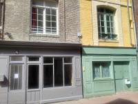 L'établissement APPARTEMENTS DESIGN, vous propose 4 appartements neufs, NETFLIX, lits faits à votre arrivée, serviettes de toilette, Wifi, en hyper centre ,Plage à 190m, BOX à Vélos, paiement 3 fois sans frais, prix tout compris - Ferienwohnung