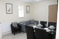 B&B Caerphilly - Van Apartments - Bed and Breakfast Caerphilly