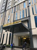 Luxury Condotel 2BR Vinhomes Skylake Keangnam - Netflix free - Chambres d'hôtes Hanoï