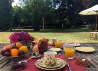 AU MANOIR DE LA BARRE - Bed and Breakfast