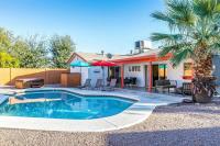 B&B Phoenix - Larkspur Villa - Lovely & Entertaining Hot Tub with pool, resort living! - Bed and Breakfast Phoenix