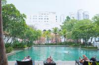The Suites at Waterside Straits Quay by Plush - Chambres d’hôtes