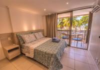Apartment with Sea and Pool View