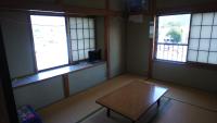 Tweepersoonskamer in Japanse Stijl met 2 Aparte Bedden
